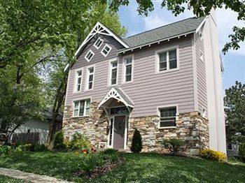 Plum Grove Inn Iowa City Exterior foto